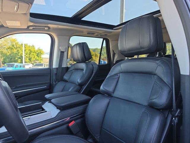 2026 Lincoln Navigator - $91,000