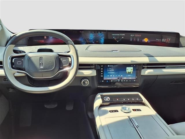 2026 Lincoln Navigator - $87,000