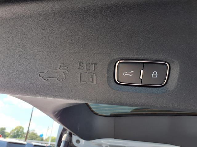 2026 Lincoln Navigator - $87,000