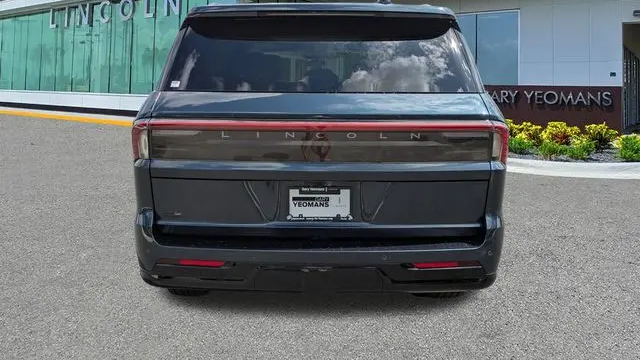 2026 Lincoln Navigator Reserve
