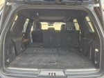 2019 Navigator Thumbnail 14