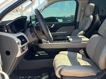 2022 Navigator Thumbnail 21