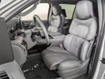 2019 Navigator Thumbnail 6