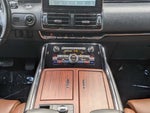 2020 Navigator Thumbnail 21