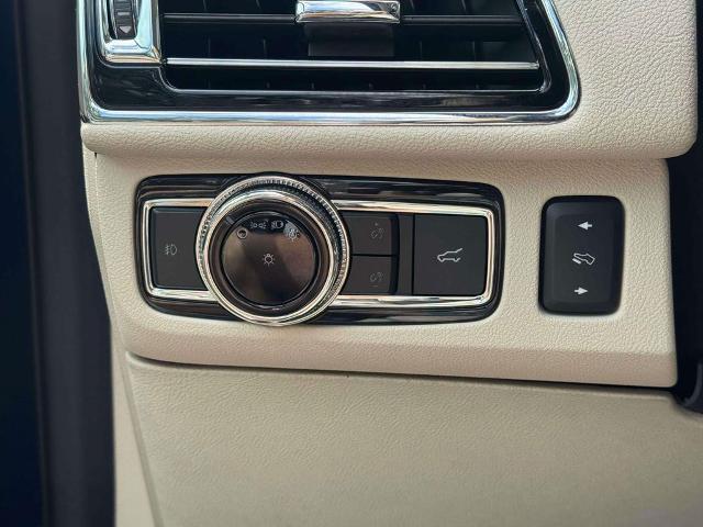 2020 Lincoln Navigator - $44,322