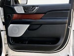 2020 Navigator Thumbnail 24