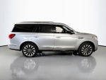 2020 Navigator Thumbnail 8