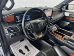 2020 Navigator Thumbnail 9