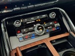 2020 Navigator Thumbnail 16
