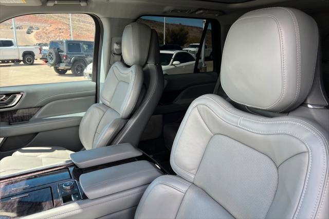 2021 Lincoln Navigator - $39,999