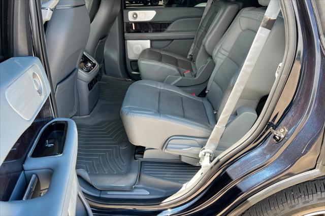 2021 Lincoln Navigator - $39,999