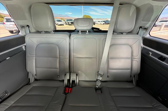 2021 Lincoln Navigator - $39,999