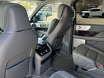 2021 Navigator Thumbnail 19