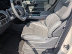 2021 Navigator Thumbnail 12