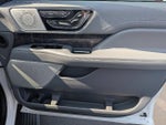 2021 Navigator Thumbnail 32