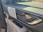 2022 Navigator Thumbnail 32