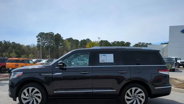 2022 Lincoln Navigator Reserve