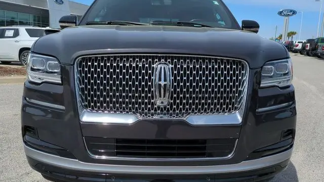 2022 Lincoln Navigator Reserve