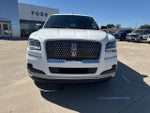 2022 Navigator Thumbnail 2