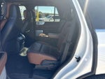 2022 Navigator Thumbnail 12