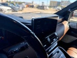 2022 Navigator Thumbnail 31