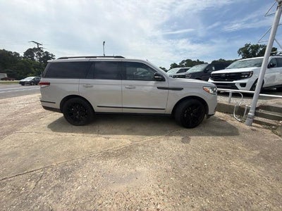 Photo of a 2022 Lincoln Navigator 4X4 Reserve 4DR SUV for sale