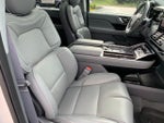 2018 Navigator Thumbnail 12