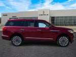 2019 Navigator Thumbnail 2