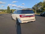2020 Navigator Thumbnail 7