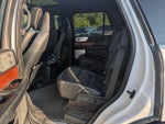 2020 Navigator Thumbnail 24