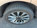 2020 Navigator Thumbnail 10
