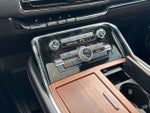 2020 Navigator Thumbnail 20
