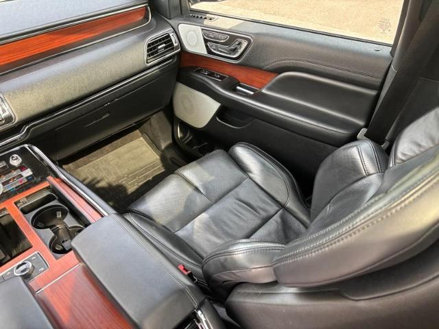 2021 Lincoln Navigator - $27,758