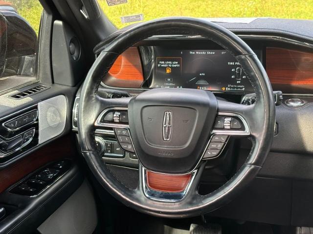 2021 Lincoln Navigator - $27,758
