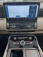 2022 Navigator Thumbnail 7