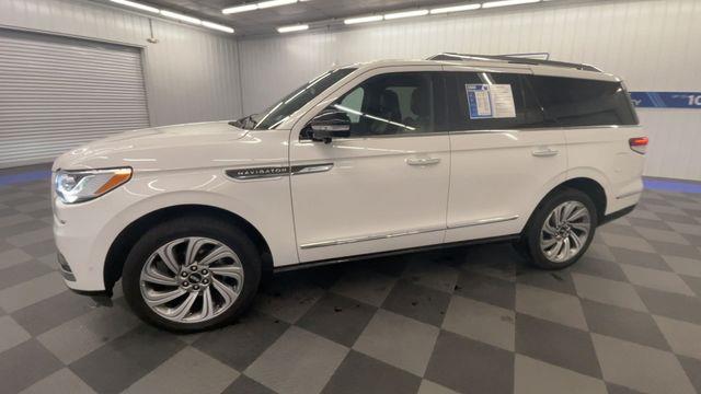 2022 Lincoln Navigator Reserve