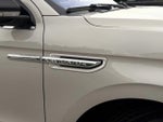 2019 Navigator Thumbnail 9