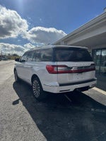 2019 Navigator Thumbnail 7