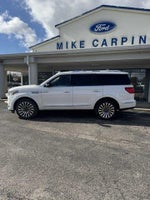 2019 Navigator Thumbnail 8