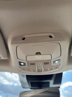 2019 Navigator Thumbnail 18