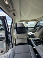 2019 Navigator Thumbnail 23