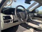 2020 Navigator Thumbnail 10