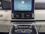 2020 Navigator Thumbnail 18