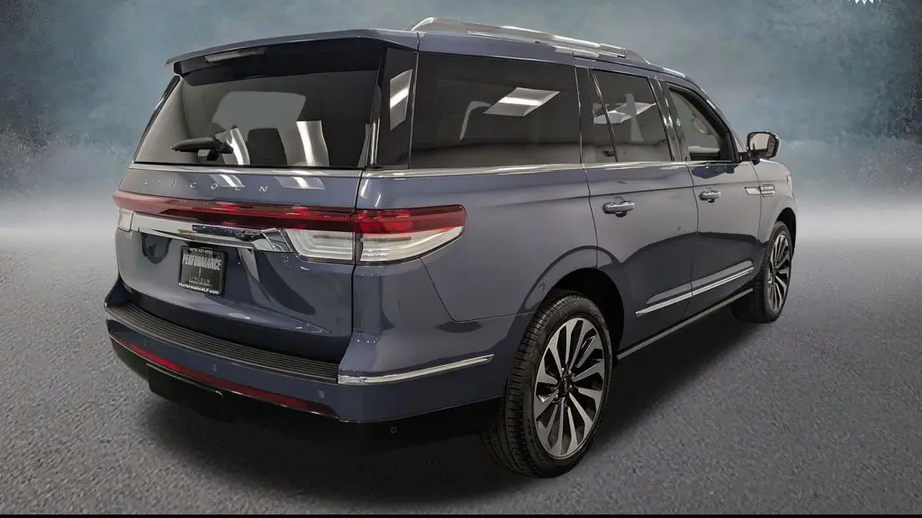 2022 Lincoln Navigator Reserve