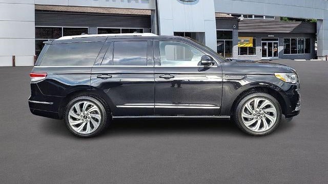 2022 Lincoln Navigator Reserve