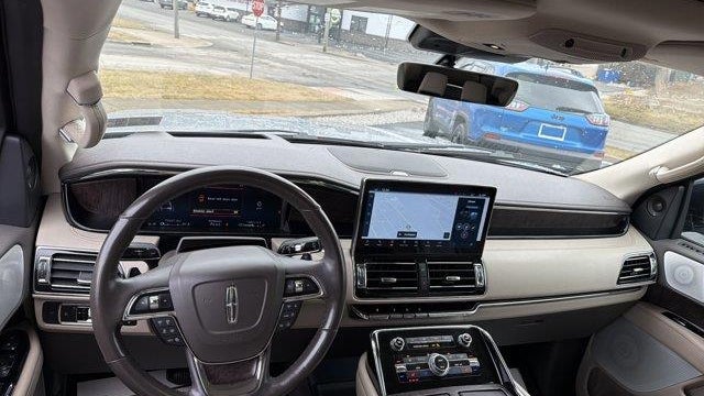 2022 Lincoln Navigator Reserve