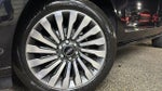 2018 Navigator Thumbnail 9