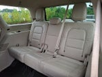 2020 Navigator Thumbnail 10