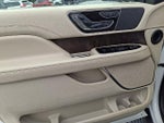 2020 Navigator Thumbnail 13