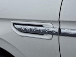 2020 Navigator Thumbnail 32